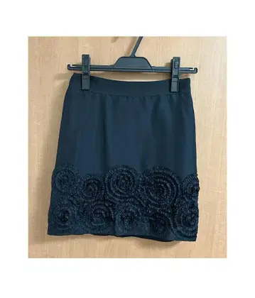 새상품, 택 포함 바나나리퍼블릭 스커트