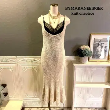 [ 6만 엔 ] BYMARANEBIRGER 리본 테이프 니트 원피스