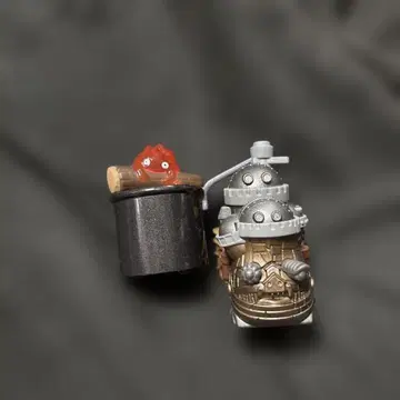 지브리 하울의 움직이는 성 카르시퍼 토미카 세트