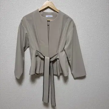 [ 새상품급 ] FENNEL 9호 노카라 자켓 베이지 리본 포함