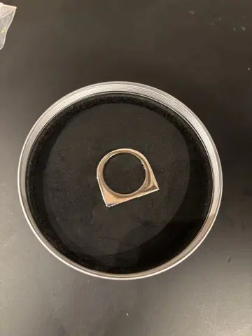 TOMWOOD Sleek Ring Top Black Spinel 56