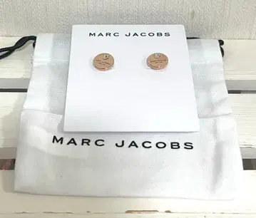 마크제이콥스 코인 귀걸이 핑크 골드