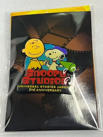 USJ 2주년 기념 스누피 핀 배지