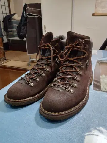 이탈리아제 !별주 모델! 디엔메 (이탈리아) 스웨이드 마운틴 부츠