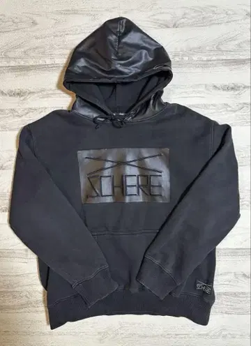 SCHERE 셰레 모루상 가죽 후드티