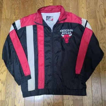 시카고 불스 나일론 자켓 L 사이즈 상당 TEAM ATHLETICS