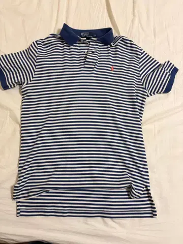 파랑과 화이트 스트라이프 피케 셔츠