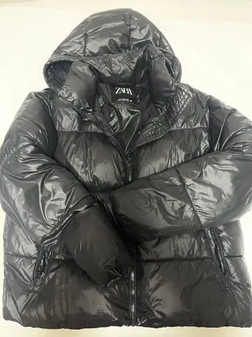 ZARA 블랙 후드 부착 다운 자켓 XS
