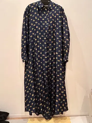 Emerald Motel 별자리 패턴 프린트 셔츠 원피스