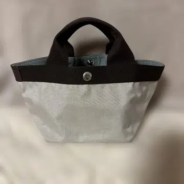 에르베샤 펠리에 701c