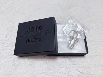 죠죠의 기묘한 모험 황금의 바람 x PAMEO POSE 부챠라티 귀걸이
