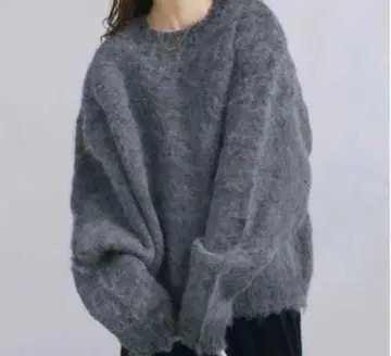 NEUNA 오버 사이즈 울 혼방 니트