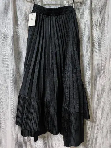 AIJAN 택 포함 새상품 비대칭 플리츠 스커트