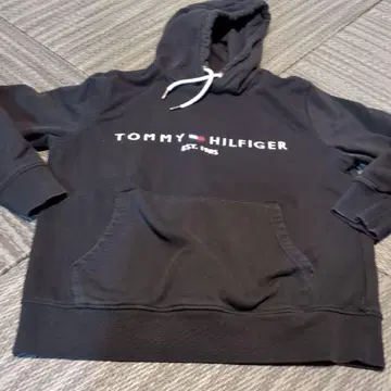 TOMMY HILFIGER 블랙 후드티