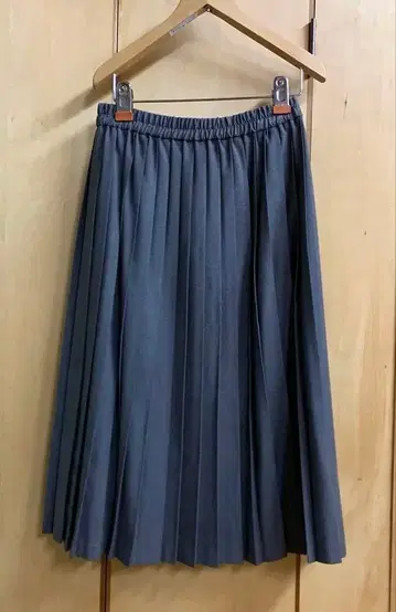 새상품급 사라웨어 sarahwear 플리츠 롱 스커트 일본제