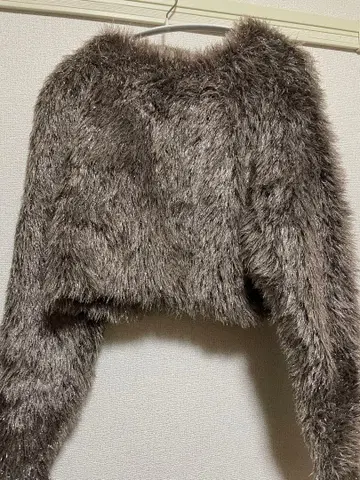 PAGEBOY 키라키라 오프숄더 니트