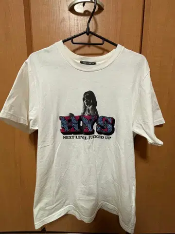 히스릭 글래머 T셔츠