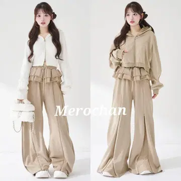 [ 새상품 ] 다리치 유즈드룩 프릴 스웨트 팬츠 베이지