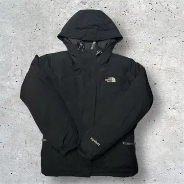 The North Face 블랙 마운틴 파카 23