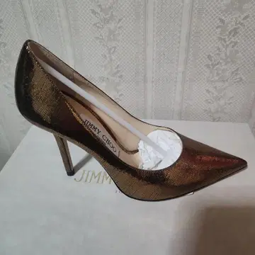 미사용 새상품 JIMMY CHOO 골드 하이힐 펌프스
