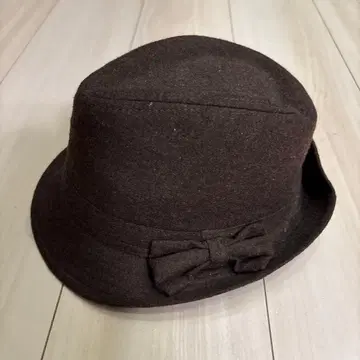 [이28] 울 소재 리본 포함 펠트 햇 다크 브라운