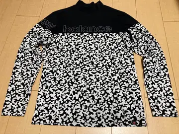 뉴발란스 흑백 패턴 긴팔 셔츠