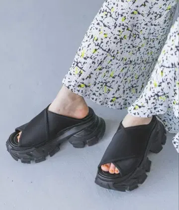 JEANASIS 크로스 스포츠 후드 샌들 블랙 L