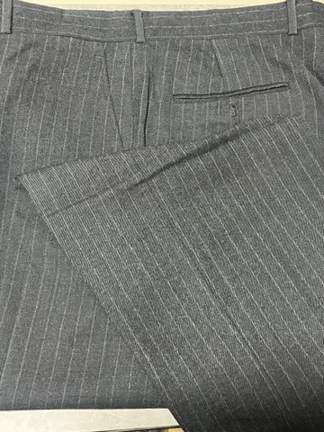 스트라이프 슬랙스