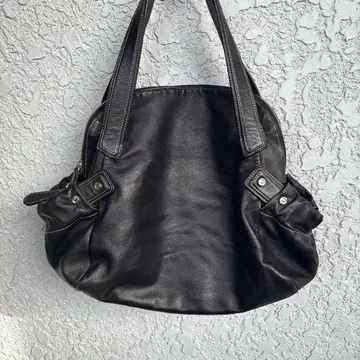 U by ungaro [유 바이 웅가로] 가죽 백