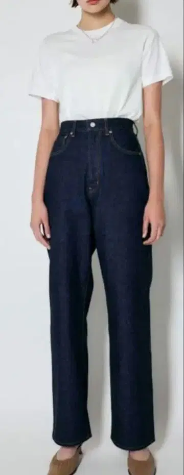 MOUSSY 다크 네이비 스트레이트 데님 사이즈 23