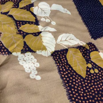 앤티크 순수 실크 긴 겉옷 짙은 체크무늬와 난텐