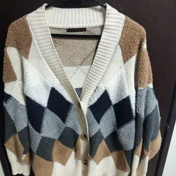 GORGE 다이아몬드 패턴 긴팔 가디건