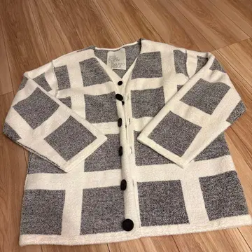 [ 새상품급 ] 젤라또피케 조엘 로브숑 가디건