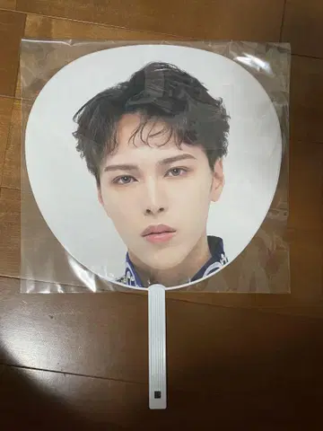 BUDDiiS KEVIN 부채