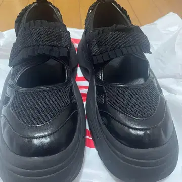 merry jenny 프릴 메쉬 벨크로 스니커즈