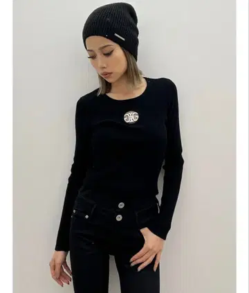 GYDA 크루넥 니트탑