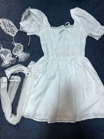 토끼 코스프레 의상 (원피스, 머리띠, 장갑, 니하이)