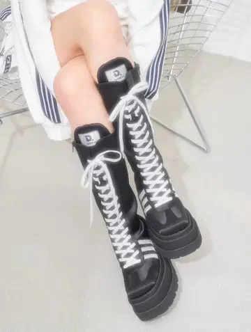 다리치 레이스업 스니커즈 롱 부츠