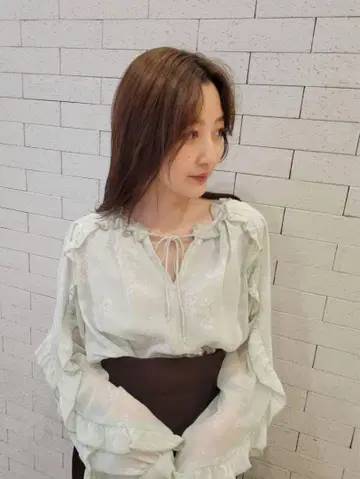 꽃무늬 블라우스