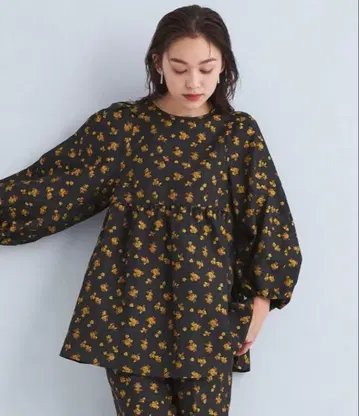 새상품 green label relaxing 플라워 자카드 블라우스 팬츠