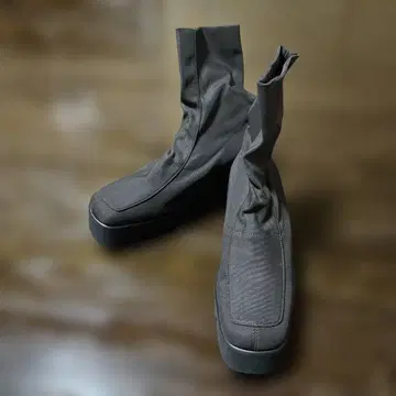 앙젤라 캐터필러 부츠 브라운 39