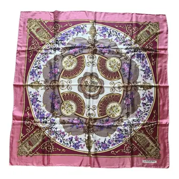 LANCEL (란셀) 스카프 꽃무늬 클래시컬 디자인 핑크 계열 새상품급