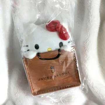 HELLO KITTY x UNITED ARROWS 참 마스코트
