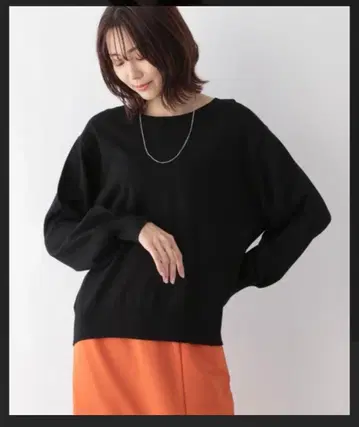 글로벌 워크 트리플 이지 보트넥 긴팔 니트 새상품