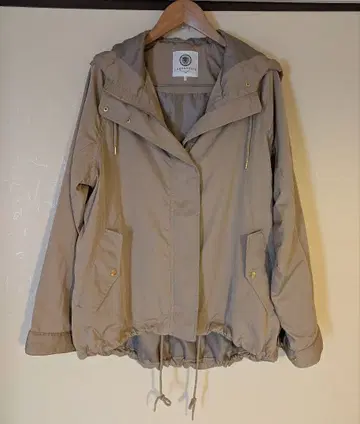 Lugnoncure 마운틴 파카