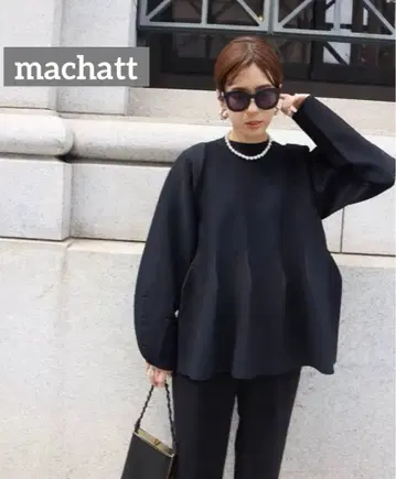 [ 새상품 ] machatt 마차트 홀가먼트 폼 니트 블랙