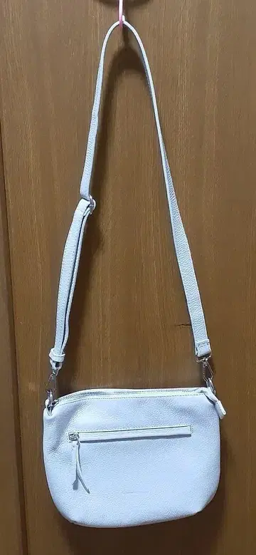 펠레테리아 베네타 가죽 숄더백