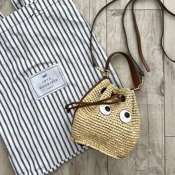 새상품급 안야 힌드마치 아이즈 라피아 숄더백