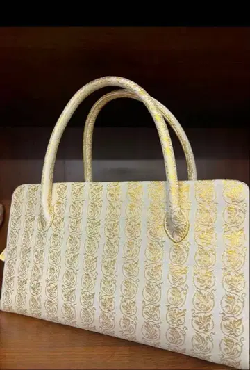 미사용 새상품 오비로 만든 일본 의류용 백 화이트 골드 당초 무늬