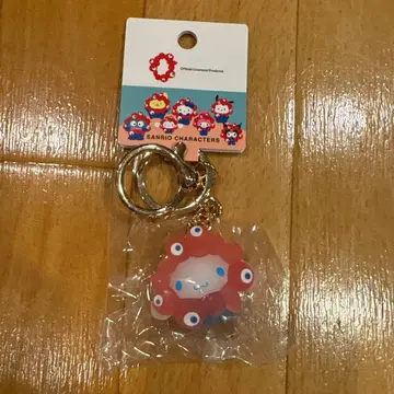 산리오 x 미야쿠미야쿠 변신 마스코트 시나모롤 클리어 컬러